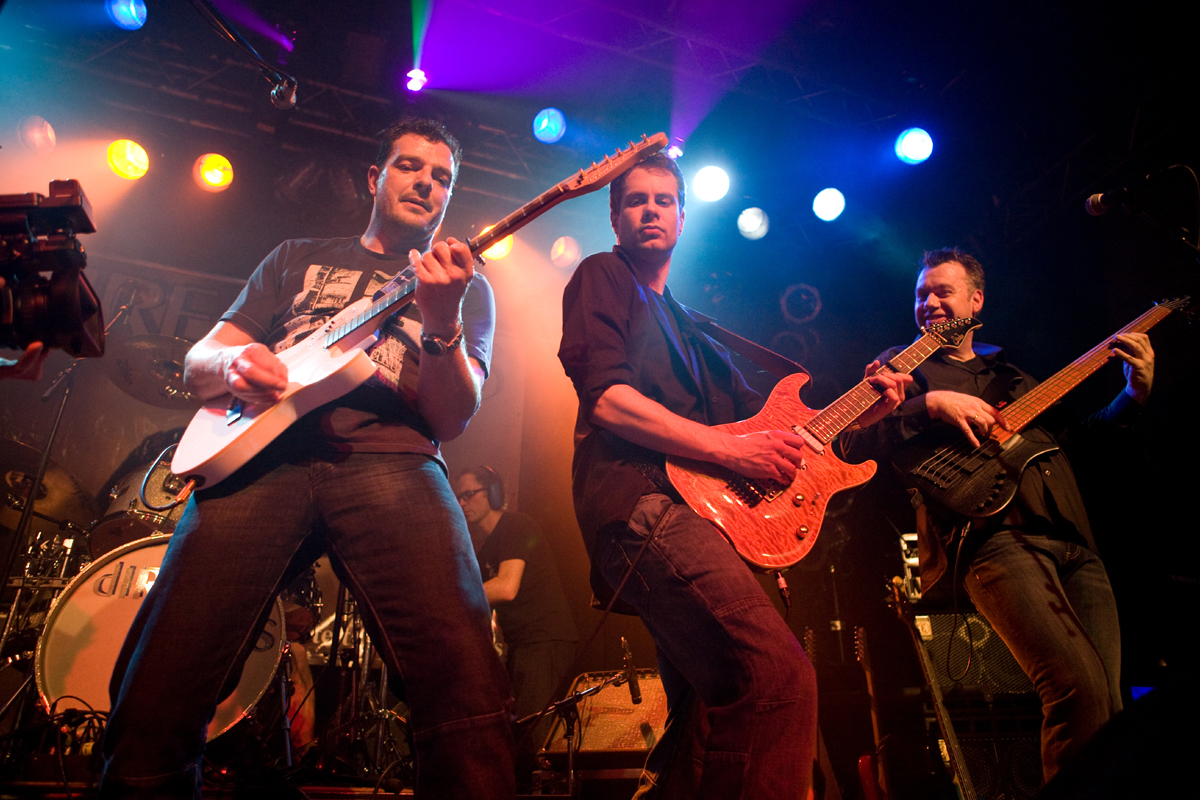 dIRE sTRATS - A Tribute To dIRE sTRAITS-